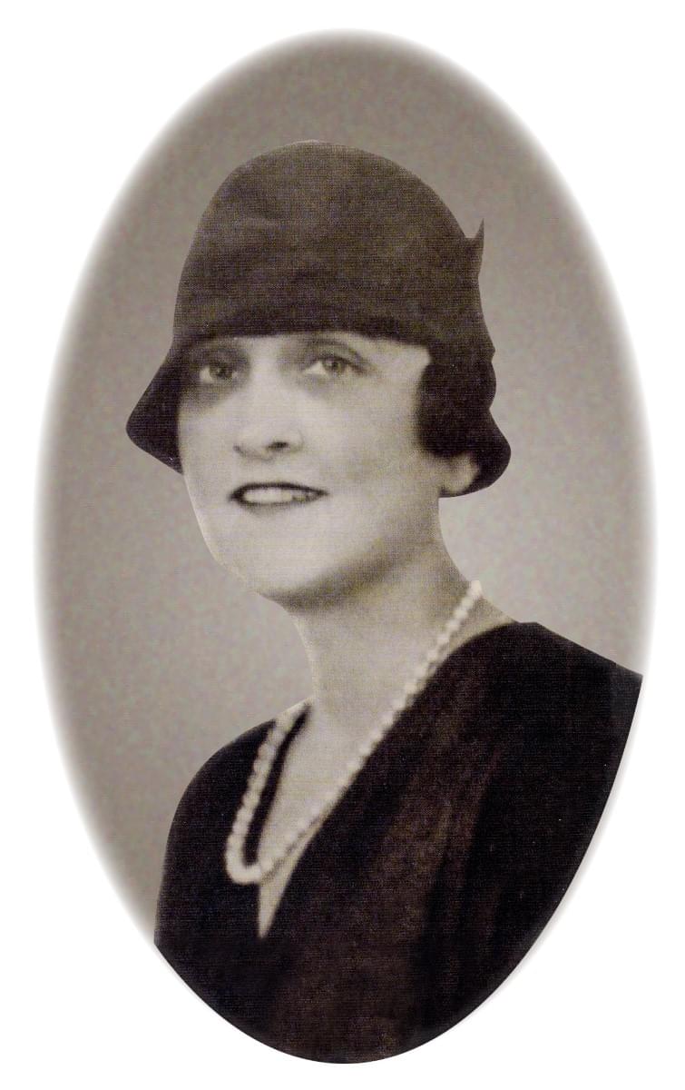 Elvira de Alvear.