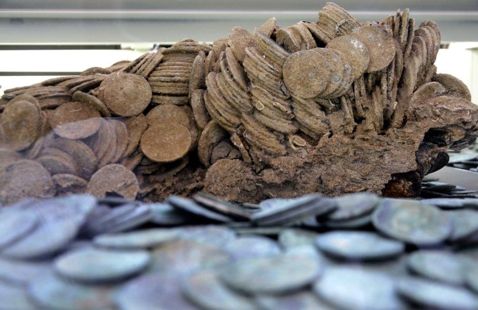 Monedas de la fragata hundida.